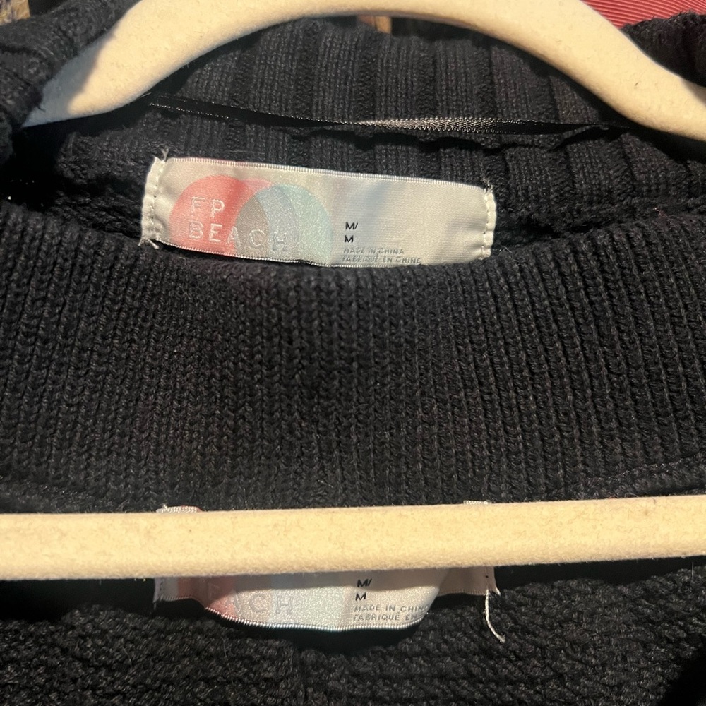 FREE PEOPLE HAILEY SET BLACK MEDIUM - Picture 2 of 2